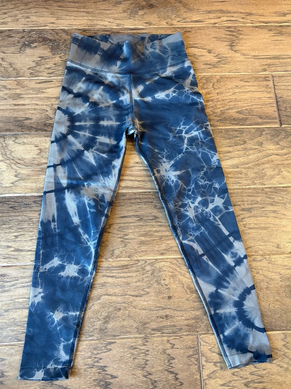 High-Waist Tie-Dye Leggings - Black and Tan